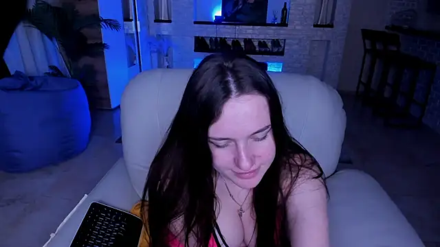 LisaElfy online show from 03-05-25, 07:17