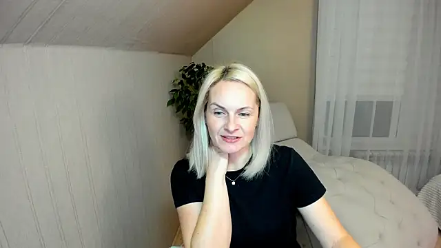 Alicee Gracee online show from 12-23-24, 04:50