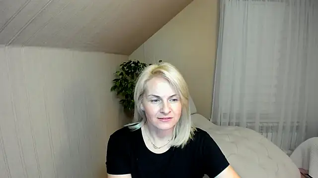 Alicee Gracee online show from 01-04-25, 05:16