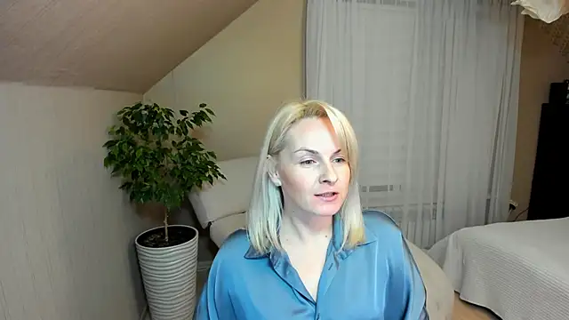 Alicee Gracee online show from 01-12-25, 04:08
