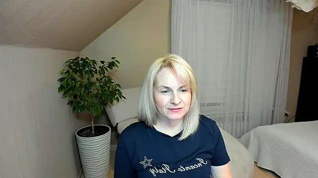 Alicee Gracee online show from 01-12-25, 07:42