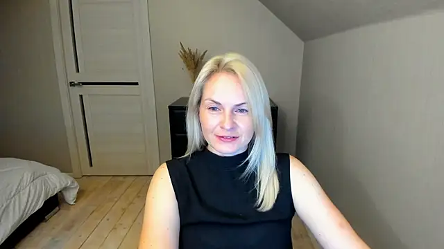 Alicee Gracee online show from 10-17-25, 07:38