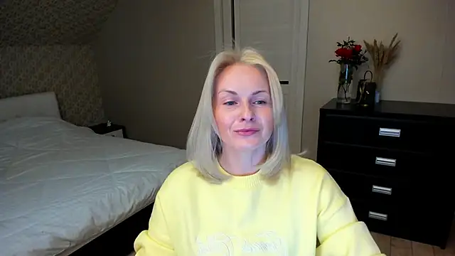 Alicee Gracee online show from 11-15-25, 04:03