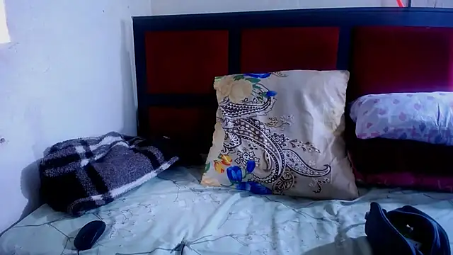 MaximTease24 online show from 10-12-25, 01:21