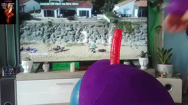 Snapshot of thoma87a chatting on 03-22-25, 01:41 thoma87a online show from 03-22-25, 01:41