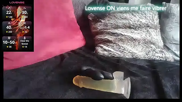 Snapshot of thoma87a chatting on 11-14-25, 09:08 thoma87a online show from 11-14-25, 09:08