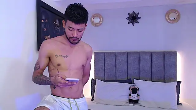 evil boys 77 online show from 12-01-24, 10:32