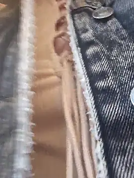 Snapshot of beaverwoman chatting on 02-12-26, 10:43 beaverwoman online show from 02-12-26, 10:43