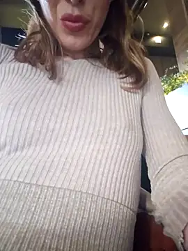 Snapshot of beaverwoman chatting on 02-20-26, 03:34 beaverwoman online show from 02-20-26, 03:34