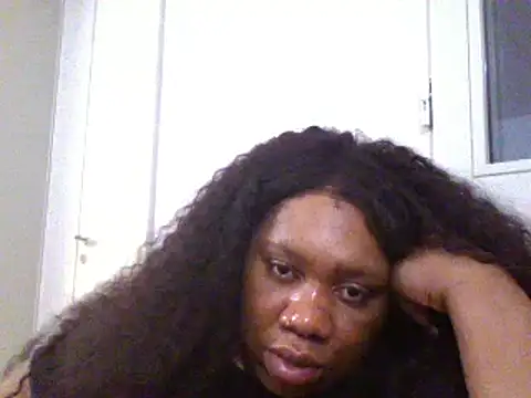 Snapshot of bonbonaumiel chatting on 12-04-24, 12:52 bonbonaumiel online show from 12-04-24, 12:52