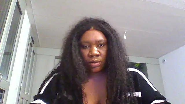 Snapshot of bonbonaumiel chatting on 12-07-24, 06:04 bonbonaumiel online show from 12-07-24, 06:04