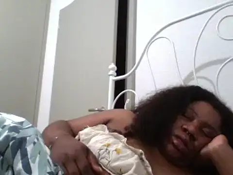 bonbonaumiel online show from 12-12-24, 02:26