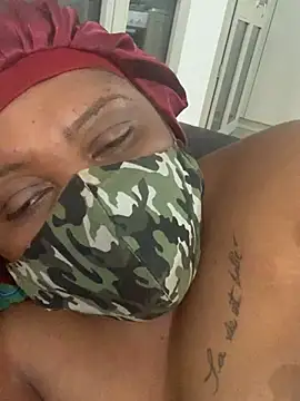 Snapshot of bonbonaumiel chatting on 01-02-25, 07:51 bonbonaumiel online show from 01-02-25, 07:51