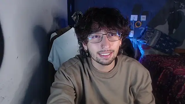 Snapshot of Dereck_Dickson chatting on 10-12-25, 10:20 Dereck Dickson online show from 10-12-25, 10:20