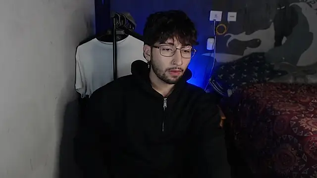 Snapshot of Dereck_Dickson chatting on 11-09-25, 03:05 Dereck Dickson online show from 11-09-25, 03:05