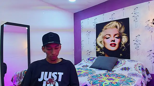 alejandro king1 online show from 02-13-25, 01:48