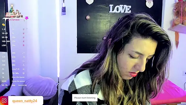 Snapshot of queen-natty chatting on 12-14-24, 02:34 queen-natty online show from 12-14-24, 02:34
