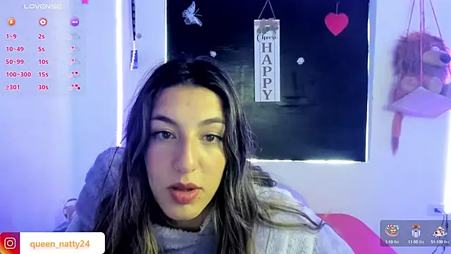 Snapshot of queen-natty chatting on 01-17-25, 01:24 queen-natty online show from 01-17-25, 01:24