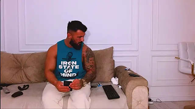 UrsuKing online show from 01-18-25, 09:24