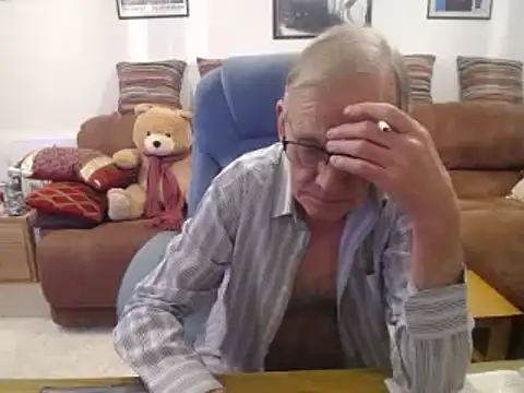 Snapshot of Ferret7777 chatting on 02-13-25, 05:33 Ferret7777 online show from 02-13-25, 05:33