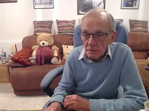 Snapshot of Ferret7777 chatting on 02-15-25, 06:12 Ferret7777 online show from 02-15-25, 06:12