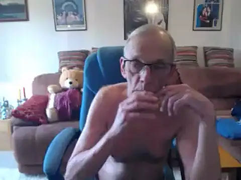 Snapshot of Ferret7777 chatting on 03-03-25, 01:20 Ferret7777 online show from 03-03-25, 01:20