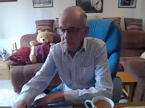 Snapshot of Ferret7777 chatting on 03-04-25, 02:53 Ferret7777 online show from 03-04-25, 02:53