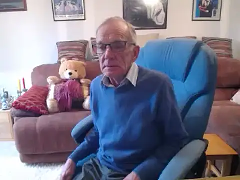 Snapshot of Ferret7777 chatting on 03-07-25, 10:02 Ferret7777 online show from 03-07-25, 10:02