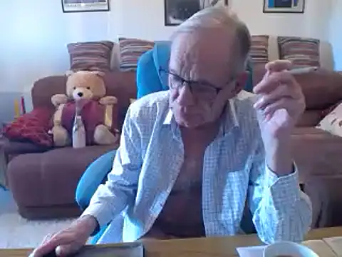 Snapshot of Ferret7777 chatting on 03-20-25, 08:53 Ferret7777 online show from 03-20-25, 08:53