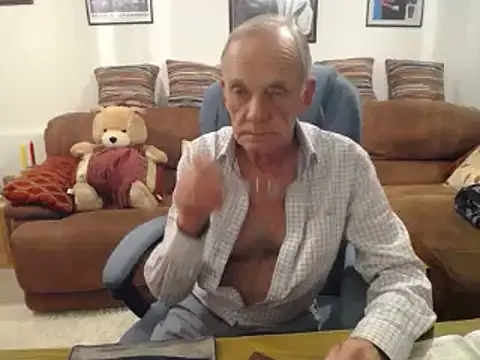 Snapshot of Ferret7777 chatting on 03-22-25, 07:53 Ferret7777 online show from 03-22-25, 07:53