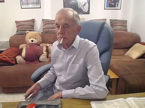 Snapshot of Ferret7777 chatting on 09-12-25, 07:25 Ferret7777 online show from 09-12-25, 07:25