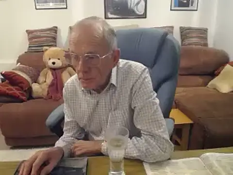 Snapshot of Ferret7777 chatting on 09-17-25, 07:04 Ferret7777 online show from 09-17-25, 07:04