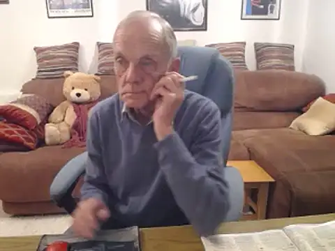 Snapshot of Ferret7777 chatting on 09-25-25, 07:06 Ferret7777 online show from 09-25-25, 07:06