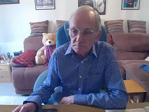 Snapshot of Ferret7777 chatting on 10-24-25, 09:49 Ferret7777 online show from 10-24-25, 09:49