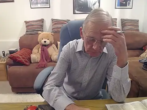 Snapshot of Ferret7777 chatting on 10-30-25, 08:20 Ferret7777 online show from 10-30-25, 08:20