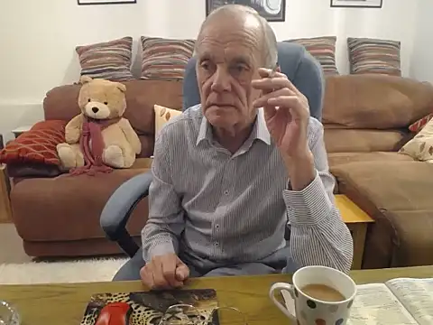 Snapshot of Ferret7777 chatting on 11-05-25, 07:41 Ferret7777 online show from 11-05-25, 07:41