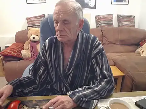 Snapshot of Ferret7777 chatting on 11-07-25, 10:10 Ferret7777 online show from 11-07-25, 10:10