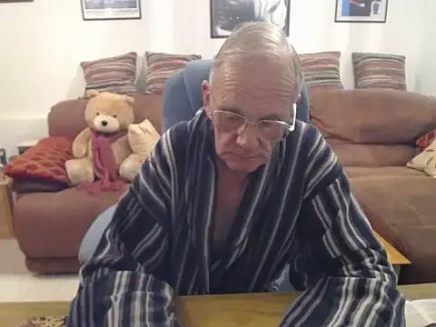 Snapshot of Ferret7777 chatting on 11-08-25, 09:24 Ferret7777 online show from 11-08-25, 09:24