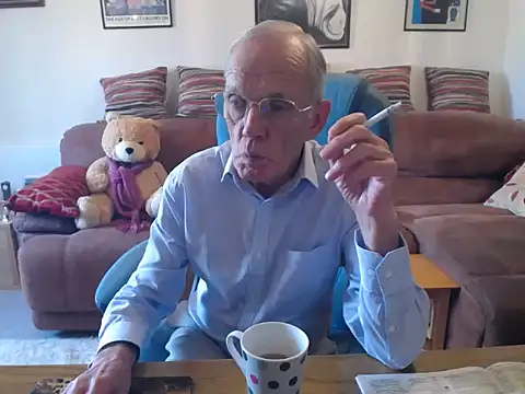 Snapshot of Ferret7777 chatting on 11-16-25, 10:32 Ferret7777 online show from 11-16-25, 10:32