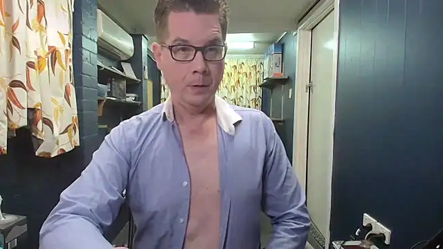 tilobinder online show from 11-15-25, 01:29