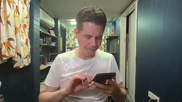 tilobinder online show from 12-14-25, 11:59