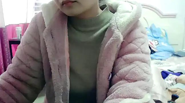 CN-Xiaoxi online show from 12-12-24, 12:16