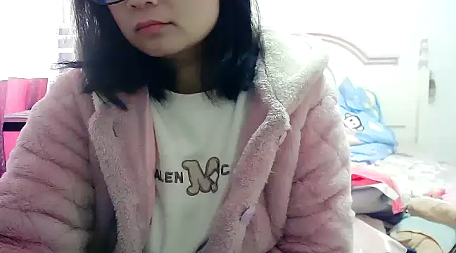 CN-Xiaoxi online show from 12-19-24, 12:24