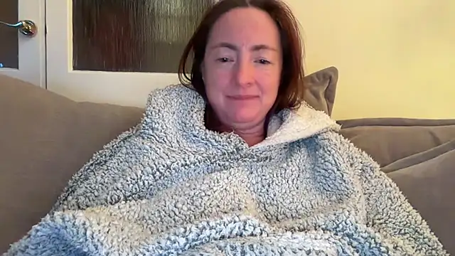 LouiseTswing online show from 12-09-24, 11:03