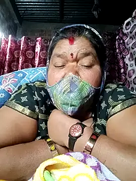 Hot Falguni online show from 01-13-25, 02:18