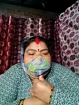 Hot Falguni online show from 01-19-25, 12:28