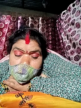Hot Falguni online show from 01-20-25, 06:32