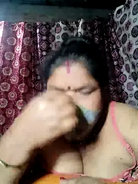 Hot Falguni online show from 02-07-25, 03:52