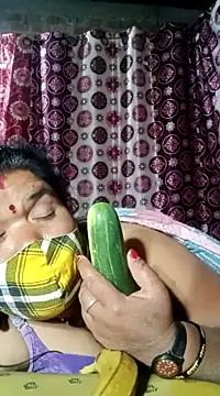 Hot Falguni online show from 02-11-25, 07:59