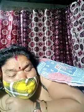 Hot Falguni online show from 02-13-25, 07:31